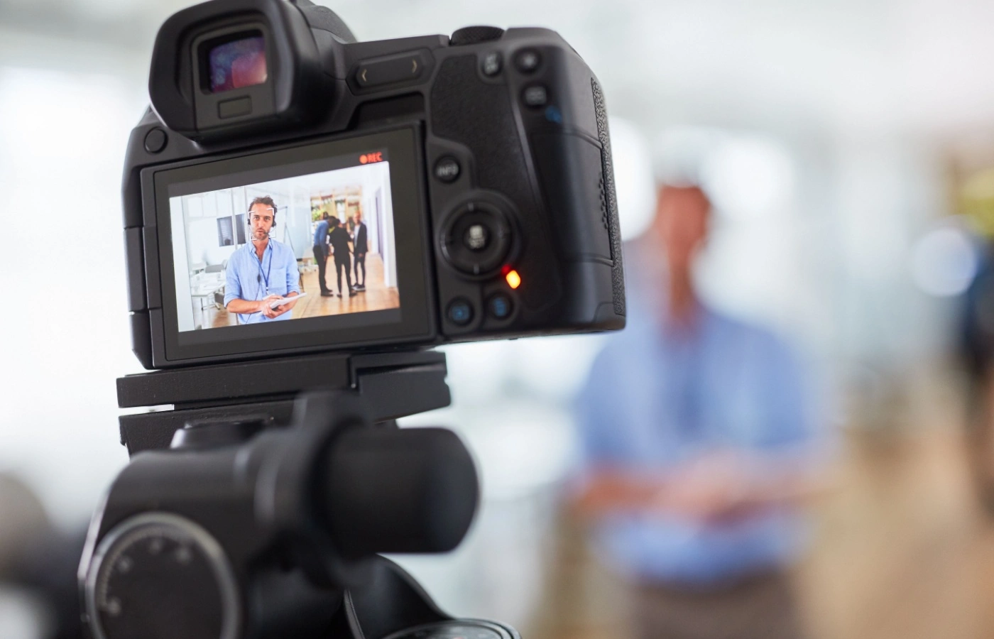 Come fare un video tutorial: guida e vantaggi per le aziende